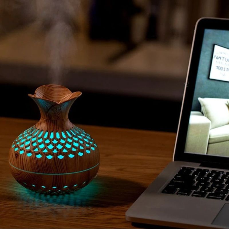 Humidificateur Flowerzen en forme de vase, effet grain de bois clair